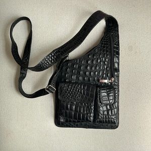 Clarita Accessories leather purse